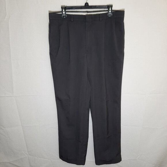 Stafford Traveler Plus 34W Gray Dress Pants Flat Front Wrinkle Resistant Slacks - Picture 1 of 4